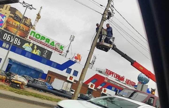 ​Камеру вешают на две сплошные на Карачевском шоссе