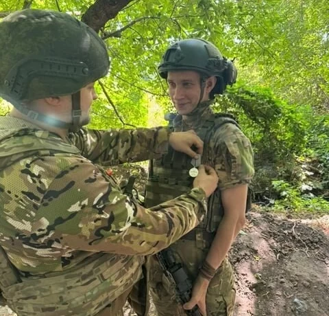 Контрактник с позывным «Сэм» из Тамбовской области награждён медалью «За отвагу»